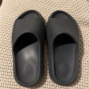 coffee ash yeezy slides